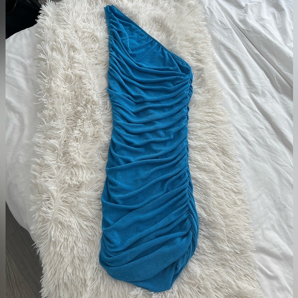 Princess Polly Dress - Picture 3 of 4